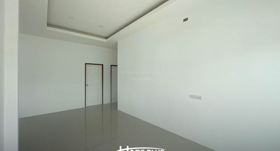 For sale 3 bedrooms house in Phanom Sarakham, Chachoengsao