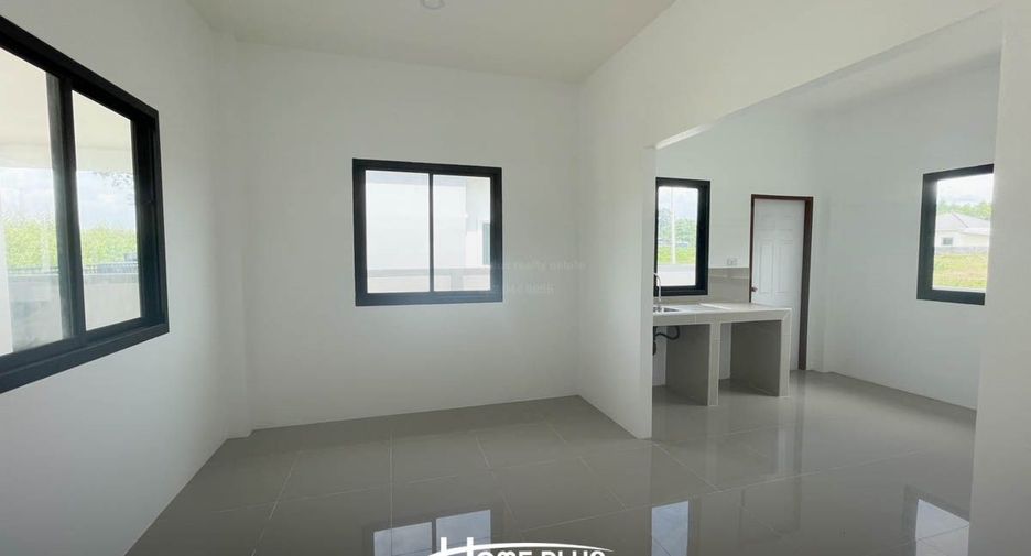 For sale 3 bedrooms house in Phanom Sarakham, Chachoengsao