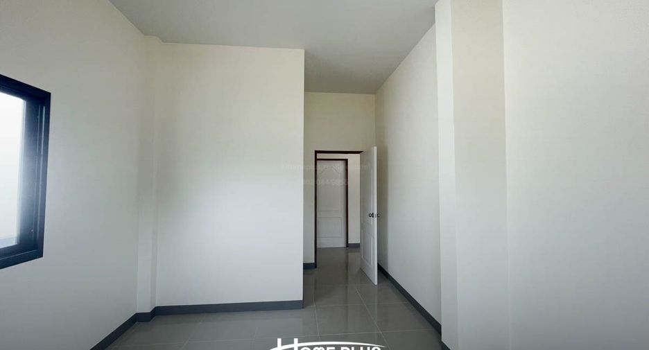For sale 3 bedrooms house in Phanom Sarakham, Chachoengsao