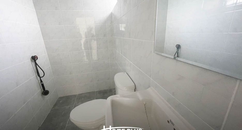 For sale 3 bedrooms house in Phanom Sarakham, Chachoengsao