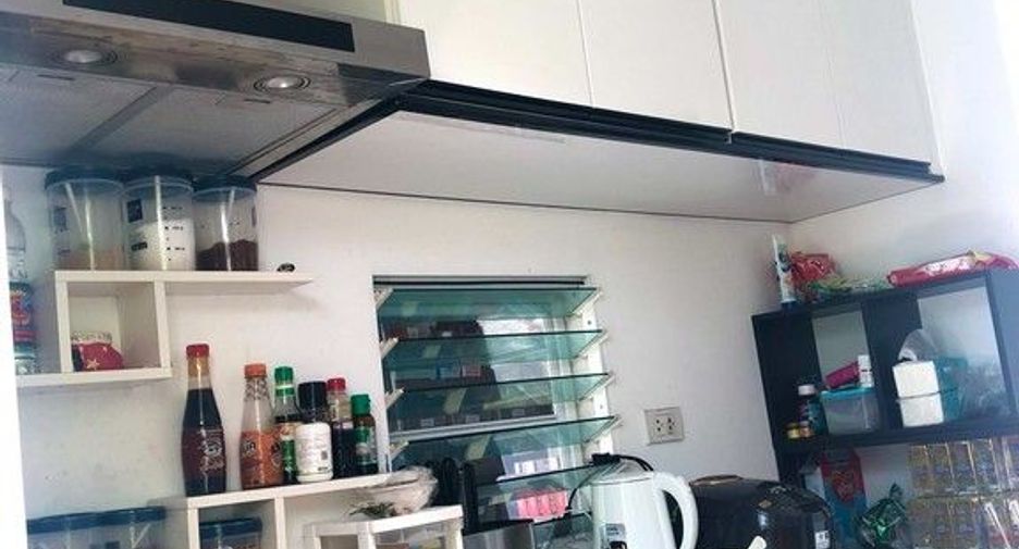 For sale 3 ベッドルーム house in Bang Khun Thian, Bangkok
