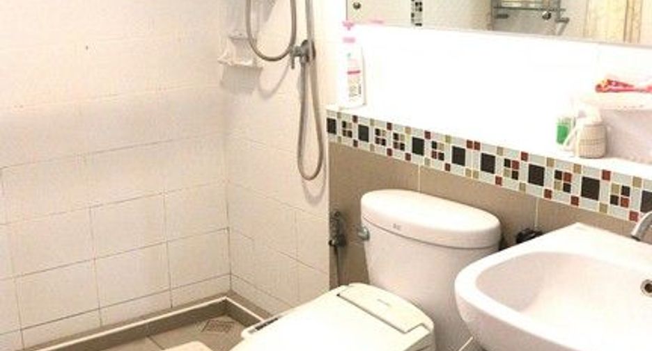 For sale 3 ベッドルーム house in Bang Khun Thian, Bangkok