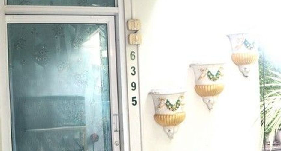 For sale 3 ベッドルーム house in Bang Khun Thian, Bangkok