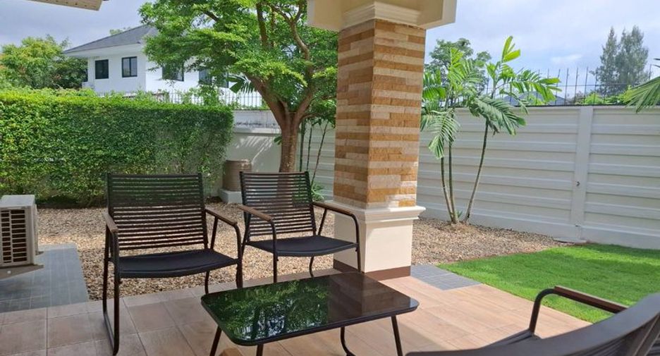 For rent 3 bedrooms house in San Kamphaeng, Chiang Mai
