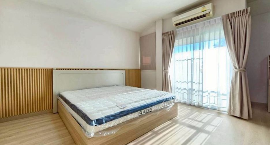 For rent 3 bedrooms house in San Sai, Chiang Mai