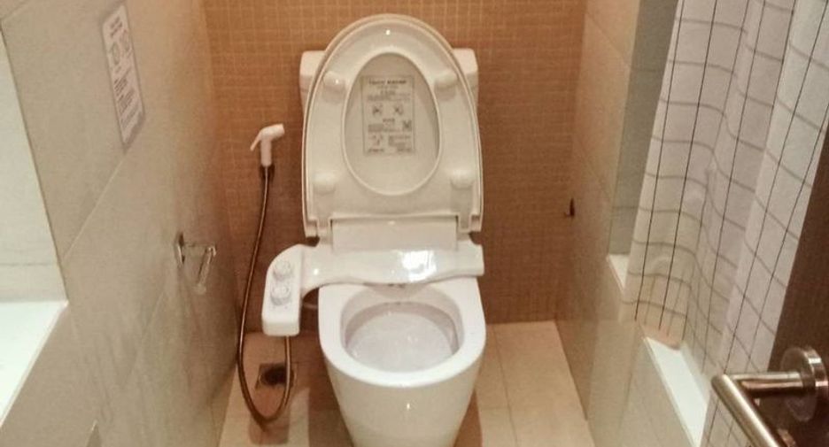 For sale 1 bed condo in Si Racha, Chonburi