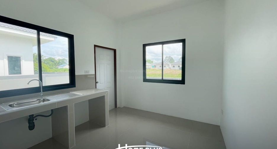 For sale 3 bedrooms house in Phanom Sarakham, Chachoengsao
