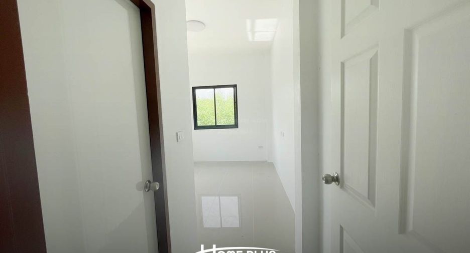 For sale 3 bedrooms house in Phanom Sarakham, Chachoengsao