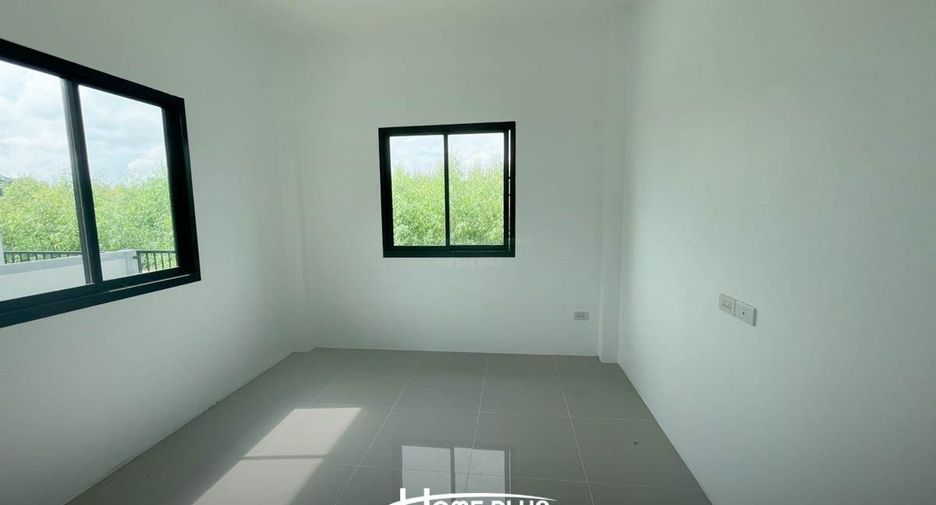 For sale 3 bedrooms house in Phanom Sarakham, Chachoengsao