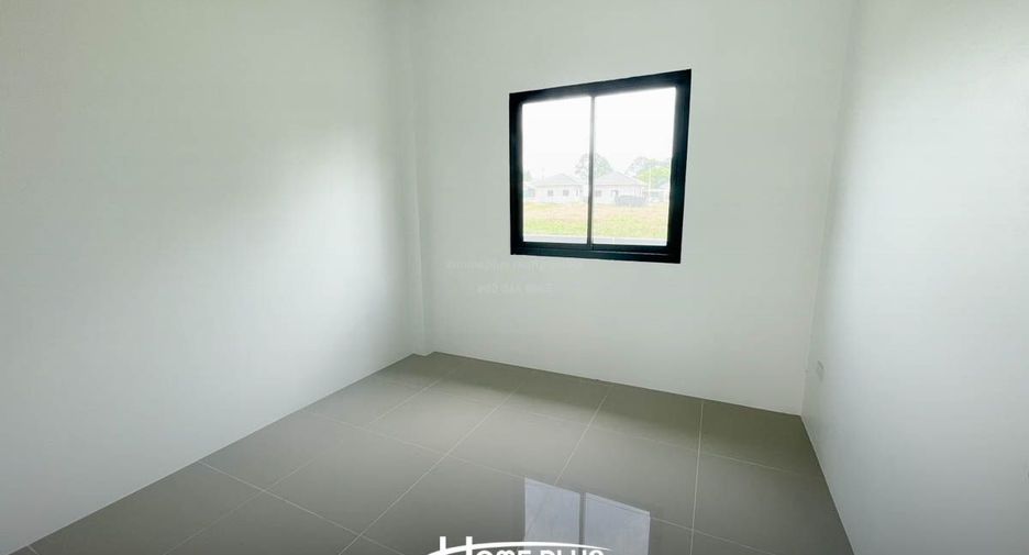 For sale 3 bedrooms house in Phanom Sarakham, Chachoengsao