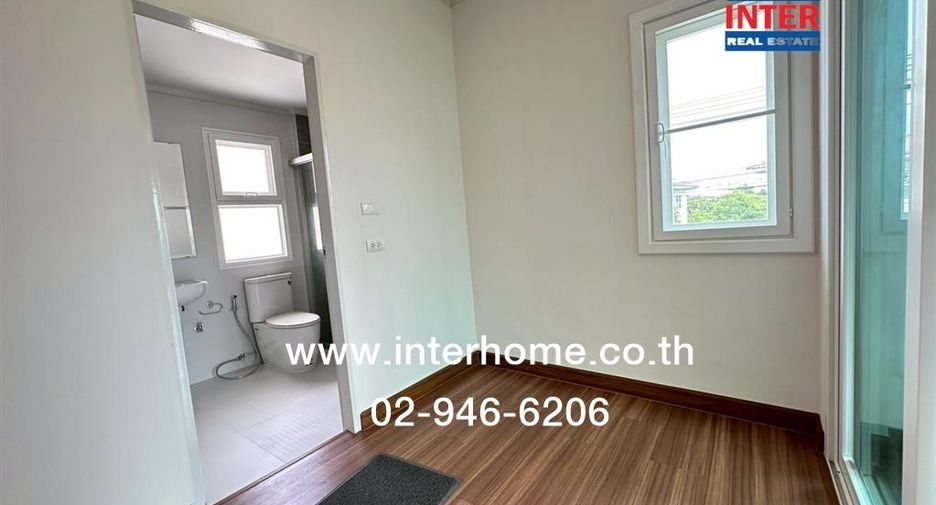 For sale 3 bedrooms house in Mueang Samut Sakhon, Samut Sakhon