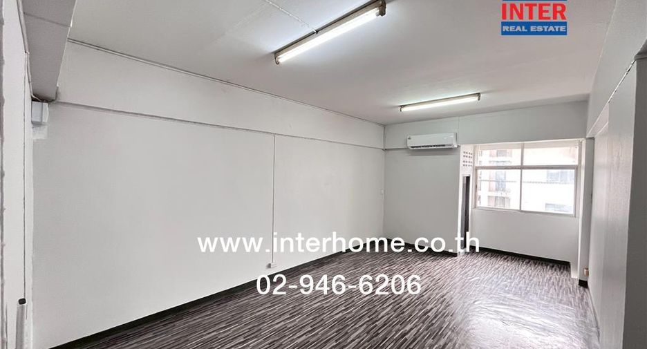For sale 1 bed condo in Bang Na, Bangkok
