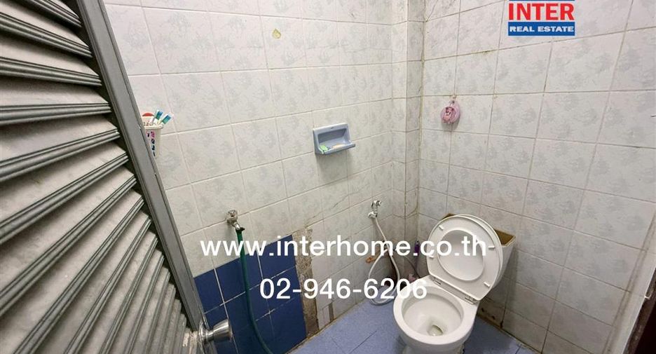 For sale 2 bedrooms townhouse in Min Buri, Bangkok