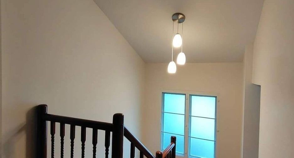 For sale studio house in Din Daeng, Bangkok