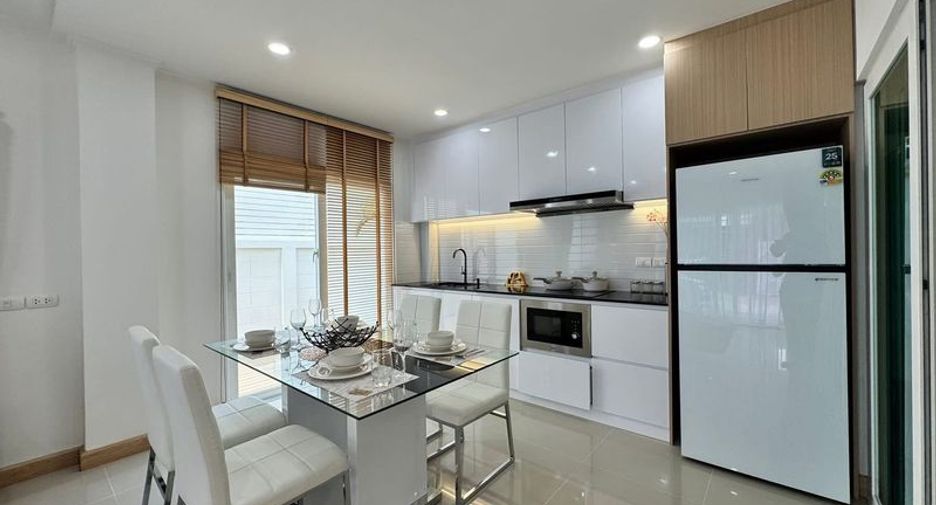 Haus zum Kauf mit 3 Zimmer in Bang Lamung, Chonburi