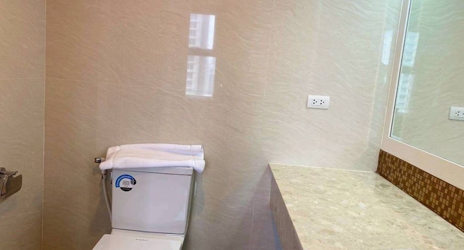 For rent 3 ベッドルーム condo in Watthana, Bangkok