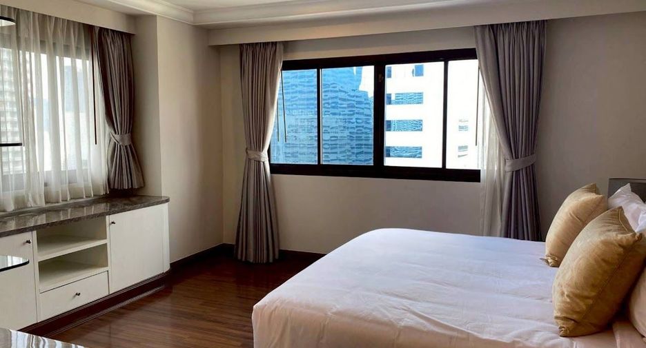 For rent 3 ベッドルーム condo in Watthana, Bangkok