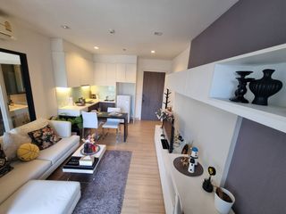Condo en alquiler de 1 habitaciones en Khlong San, Bangkok