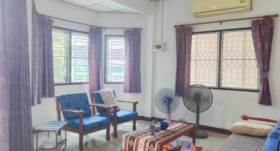 À vendre 3 chambres maison à Si Racha, Chonburi