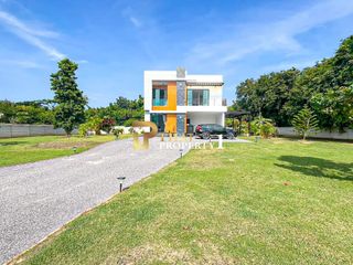 Villa en venta de 3 habitaciones en Pran Buri, Prachuap Khiri Khan