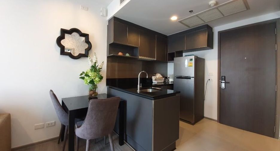 For sale 1 bed condo in Khlong San, Bangkok