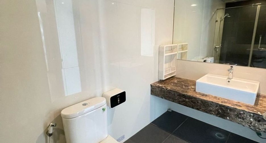For rent 1 bed condo in Pathum Wan, Bangkok