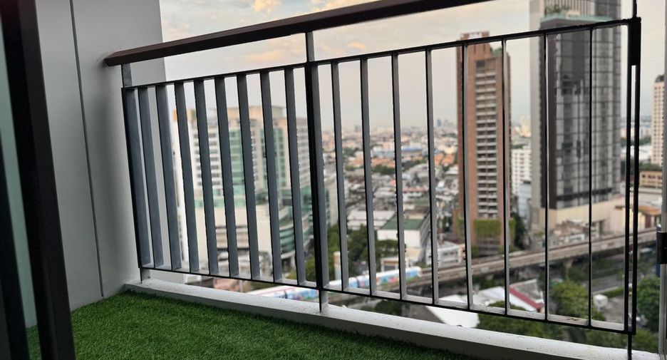 For rent and for sale 1 bed condo in Khlong Toei, Bangkok