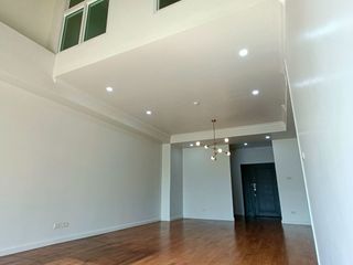 À vendre 3 chambres condo à Watthana, Bangkok