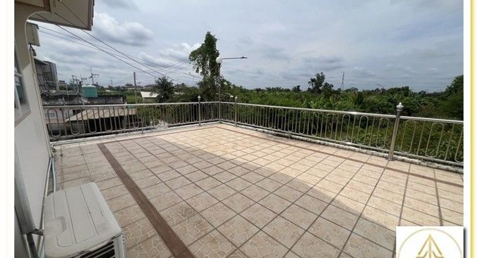For sale 4 bedrooms house in Mueang Samut Sakhon, Samut Sakhon