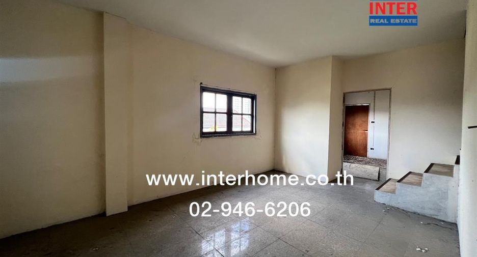 Reihenhaus zum Kauf mit 9 Zimmer in Prawet, Bangkok