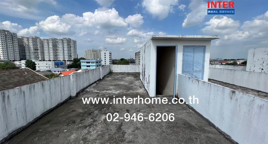 Reihenhaus zum Kauf mit 9 Zimmer in Prawet, Bangkok