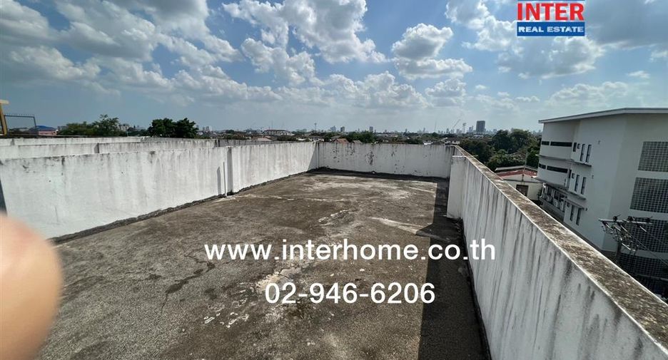 Reihenhaus zum Kauf mit 9 Zimmer in Prawet, Bangkok