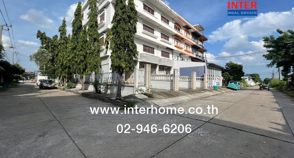 Reihenhaus zum Kauf mit 9 Zimmer in Prawet, Bangkok
