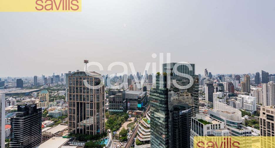 For sale 4 bedrooms condo in Khlong Toei, Bangkok