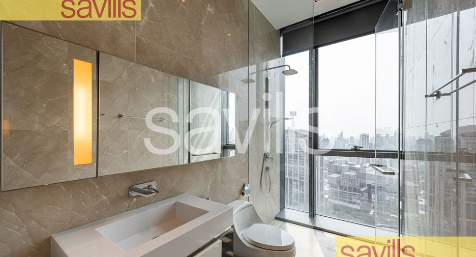 For sale 4 bedrooms condo in Khlong Toei, Bangkok
