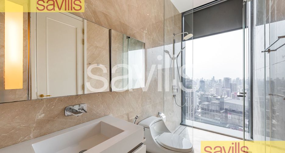 For sale 4 bedrooms condo in Khlong Toei, Bangkok