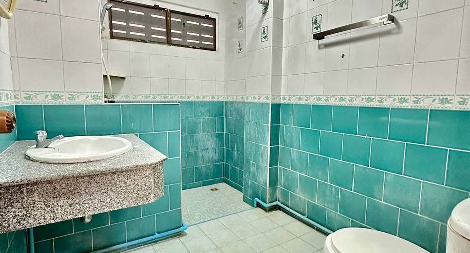 For sale 4 bedrooms house in Bang Bua Thong, Nonthaburi