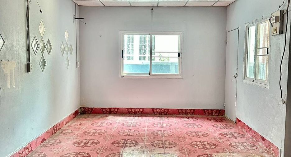 For sale 4 bedrooms house in Bang Bua Thong, Nonthaburi