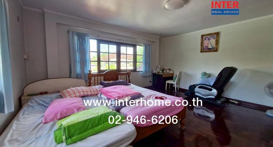 For sale 5 bedrooms house in Thawi Watthana, Bangkok