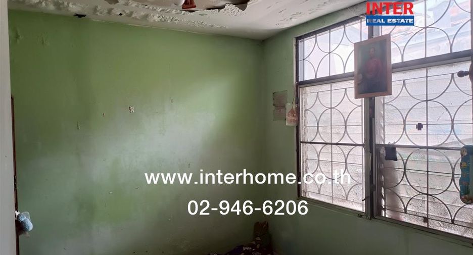For sale 1 bed townhouse in Thanyaburi, Pathum Thani