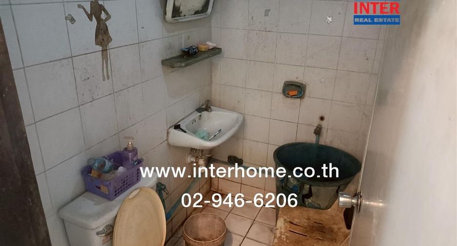 For sale 1 bed townhouse in Thanyaburi, Pathum Thani