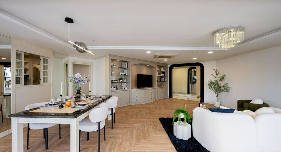 Condo en venta de 3 habitaciones en Watthana, Bangkok