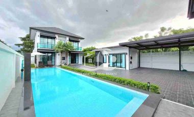 Casa en venta de 5 habitaciones en Bang Lamung, Chonburi