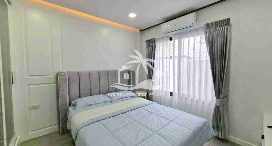 Casa en venta de 5 habitaciones en Bang Lamung, Chonburi