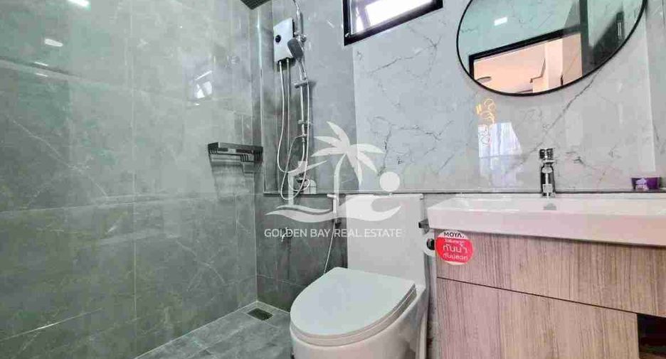 Casa en venta de 5 habitaciones en Bang Lamung, Chonburi