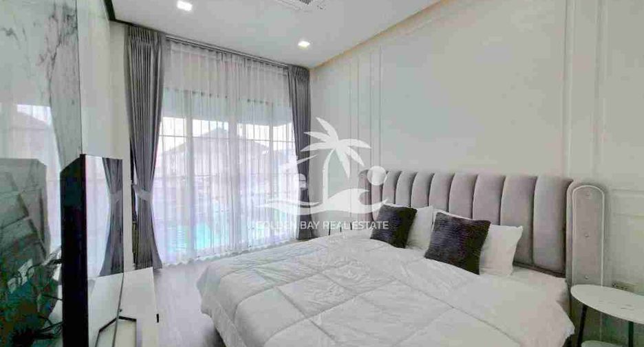 Casa en venta de 5 habitaciones en Bang Lamung, Chonburi