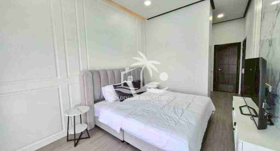 Casa en venta de 5 habitaciones en Bang Lamung, Chonburi