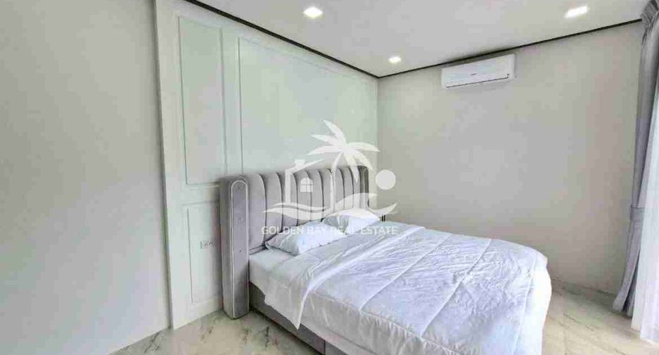 Casa en venta de 5 habitaciones en Bang Lamung, Chonburi