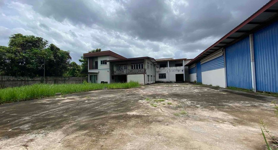 For sale 4 bedrooms house in Mueang Nong Khai, Nong Khai