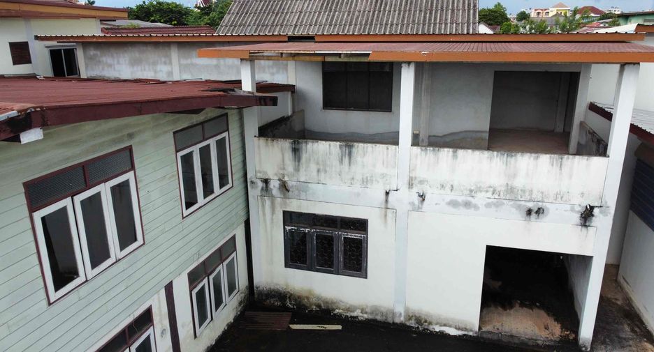 For sale 4 bedrooms house in Mueang Nong Khai, Nong Khai
